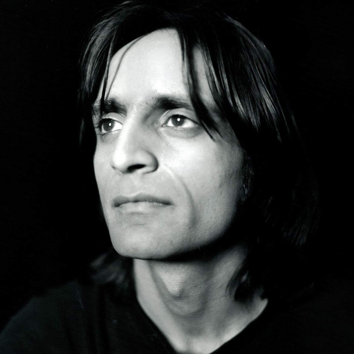 SB_PORTRAIT_BW_Square